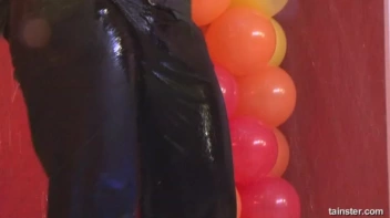 Gash Gamblers Part 2 - Cam 4 Screencap 52 on sinx.preview.netperv.com