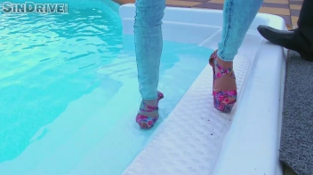 Get It Rough and Wet!  The High Life Edition: Bangin' A Cutie Babe In The Pool! Screencap 10 on sinx.preview.netperv.com