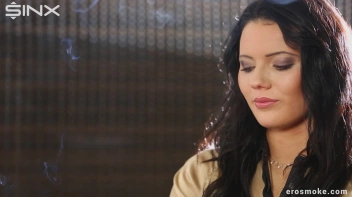 Smoking Hot Seductress Screencap 22 on sinx.preview.netperv.com