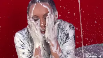 Cream Showers Screencap 58 on sinx.preview.netperv.com