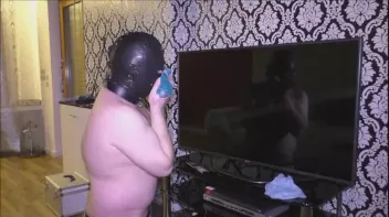 Der dumme Haussklave Screencap 2 on sinx.preview.netperv.com