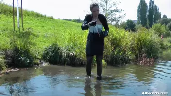 Messing With The Best Screencap 38 on sinx.preview.netperv.com