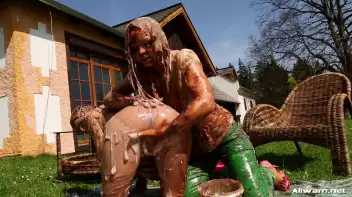 Sloppy Snack Attack Screencap 72 on sinx.preview.netperv.com