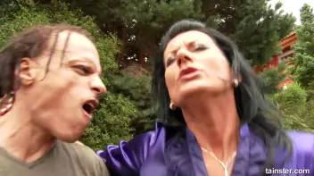 Caught peeking Screencap 25 on sinx.preview.netperv.com