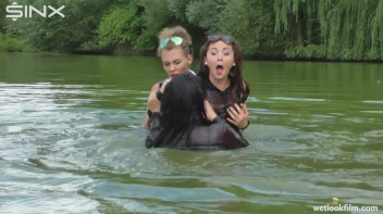 Cute Bitches Brawl In The Water - Cam 1 Screencap 39 on sinx.preview.netperv.com