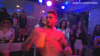 Party Hardcore Gone Crazy Vol. 28 Part 2 - Cam 1 Screencap 61 on sinx.preview.netperv.com