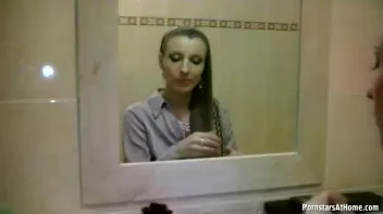 Get Cozy With Morgan In The Tub Screencap 1 on sinx.preview.netperv.com