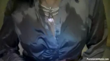 Get Cozy With Morgan In The Tub Screencap 21 on sinx.preview.netperv.com