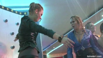 Winter WonderBang Part 5 - Cam 4 Screencap 24 on sinx.preview.netperv.com