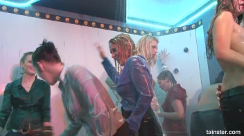 Winter WonderBang Part 5 - Cam 4 Screencap 38 on sinx.preview.netperv.com