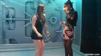 From bad girls to wet girls Screencap 35 on sinx.preview.netperv.com