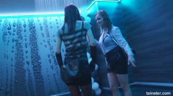 Wet And Working It!  Cuties Shake It Up! Screencap 80 on sinx.preview.netperv.com