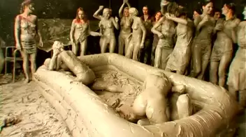 Mud Thirsty Mob Of Honies Screencap 94 on sinx.preview.netperv.com