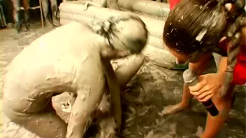 Mud Thirsty Mob Of Honies Screencap 20 on sinx.preview.netperv.com