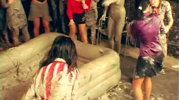 Mud Thirsty Mob Of Honies Screencap 3 on sinx.preview.netperv.com