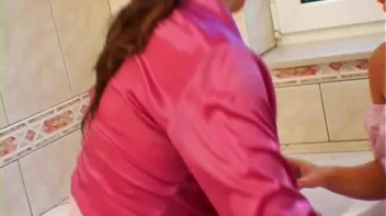 Rubbin' In The Tub Screencap 46 on sinx.preview.netperv.com