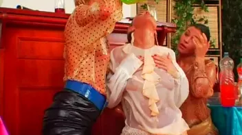 Prague Juice-Off! Screencap 74 on sinx.preview.netperv.com