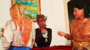 Prague Juice-Off! Screencap 43 on sinx.preview.netperv.com