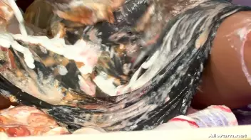 Sheila Queen Serves Honey In Bed Screencap 35 on sinx.preview.netperv.com