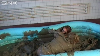 Catfighting Babes Mud Wrestle To Settle! Screencap 11 on sinx.preview.netperv.com