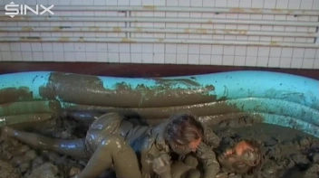 Catfighting Babes Mud Wrestle To Settle! Screencap 21 on sinx.preview.netperv.com