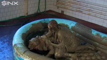 Catfighting Babes Mud Wrestle To Settle! Screencap 28 on sinx.preview.netperv.com