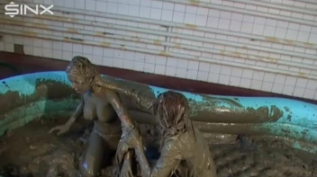 Catfighting Babes Mud Wrestle To Settle! Screencap 32 on sinx.preview.netperv.com