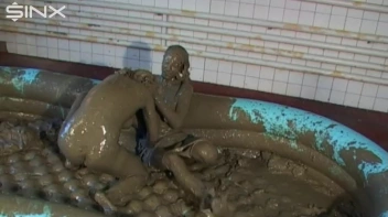 Catfighting Babes Mud Wrestle To Settle! Screencap 50 on sinx.preview.netperv.com