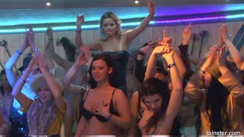 Winter WonderBang Part 6 - Cam 3 Screencap 82 on sinx.preview.netperv.com