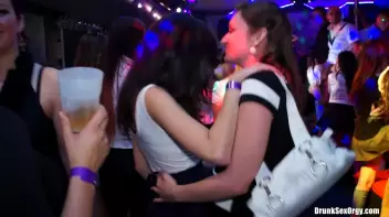 International Summer Lovin' Part 1 - Main Edit Screencap 50 on sinx.preview.netperv.com