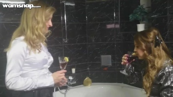 Eggs The Eurobabe Way Screencap 7 on sinx.preview.netperv.com