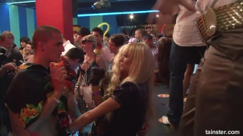 Bikini Beach Balls Part 1 - Cam 3 Screencap 67 on sinx.preview.netperv.com