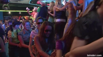 Bikini Beach Balls Part 1 - Cam 3 Screencap 15 on sinx.preview.netperv.com