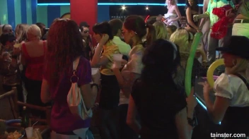 Bikini Beach Balls Part 1 - Cam 3 Screencap 30 on sinx.preview.netperv.com