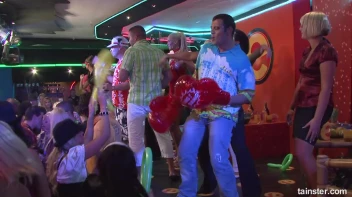 Bikini Beach Balls Part 1 - Cam 3 Screencap 45 on sinx.preview.netperv.com