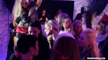 Holiday Hotties Part 1 - Shower Cam Screencap 23 on sinx.preview.netperv.com