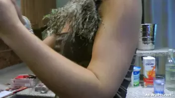 Sophie's Dirty Shoe & Fashion Birthday Screencap 22 on sinx.preview.netperv.com