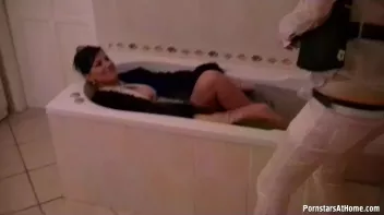 Wet Those White Tops Down! Screencap 77 on sinx.preview.netperv.com