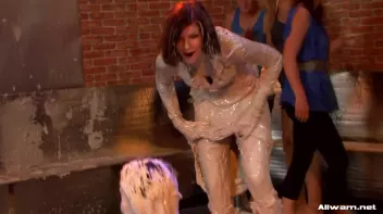 Mud Battling Eurobabe Freaks Screencap 36 on sinx.preview.netperv.com