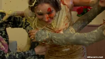 Slop Queens Screencap 94 on sinx.preview.netperv.com