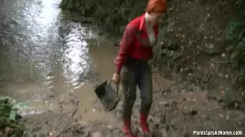 Welcome To The Mud Hole Screencap 53 on sinx.preview.netperv.com