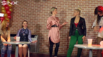 Let The Wet And Messy Games Begin! Screencap 27 on sinx.preview.netperv.com