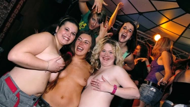 Latest deal - Party Hardcore Vol. 37 Part 4