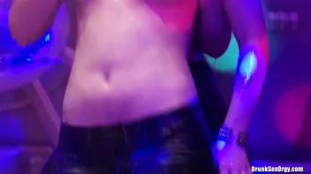 Valentine's Day Vaginas Part 2 - Main Edit Screencap 25 on sinx.preview.netperv.com