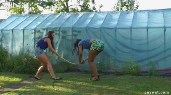 Best Friends Water Fight When Gardening Screencap 17 on sinx.preview.netperv.com