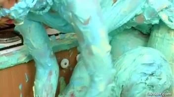 Cakes Covered In Icing Screencap 54 on sinx.preview.netperv.com