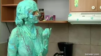 Cakes Covered In Icing Screencap 65 on sinx.preview.netperv.com