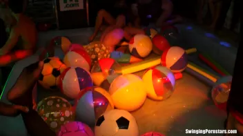 Summer Jam Bang Part 3 - Hardcore Cam Screencap 40 on sinx.preview.netperv.com