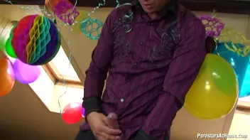 Piss Birthday Showers Part 1 Screencap 56 on sinx.preview.netperv.com