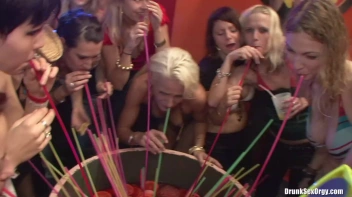 Bikini Beach Balls Part 6 - Cam 1 Screencap 28 on sinx.preview.netperv.com